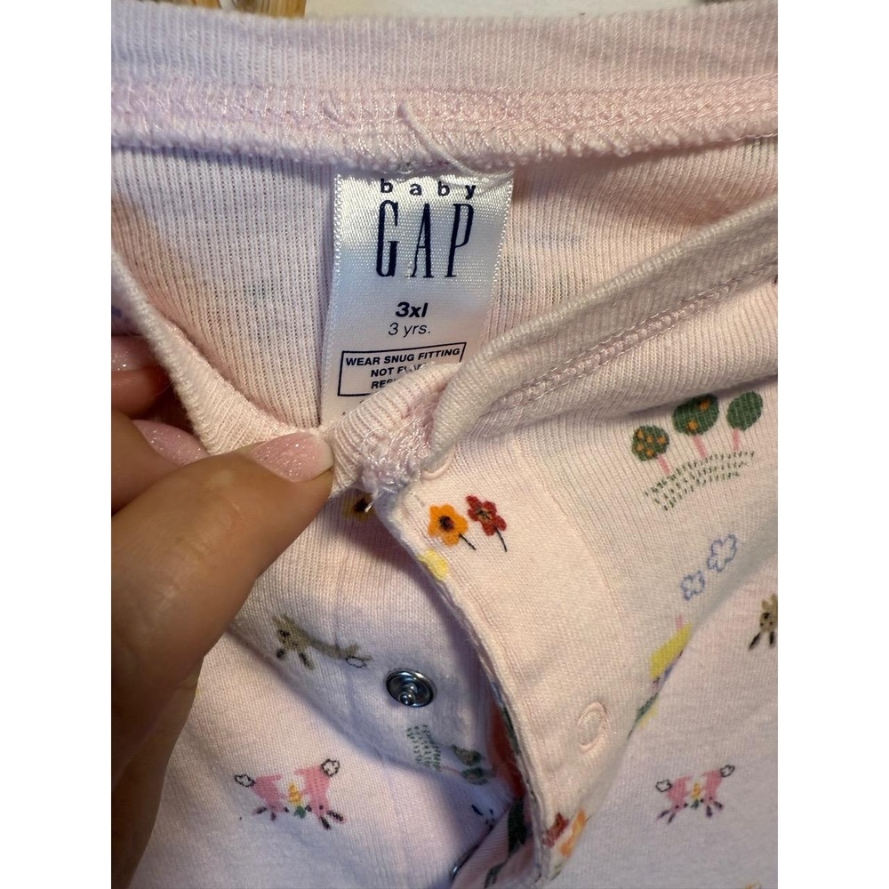 GAP Baby Pink Multi-Color Print Sleepsuit Romper 3T Animals Trees Flowers - Picture 2 of 3